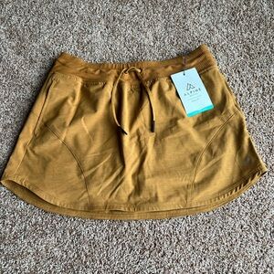 NWT Alpine Design water skort